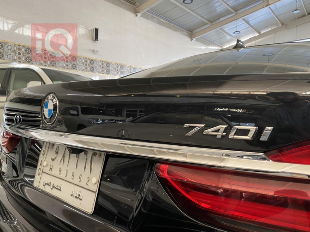 BMW 7-Series